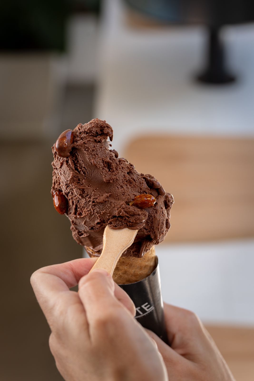 Funes vivió una Noche de las Heladerías récord con 18 potes por minuto y tres gustos entre los más pedidos